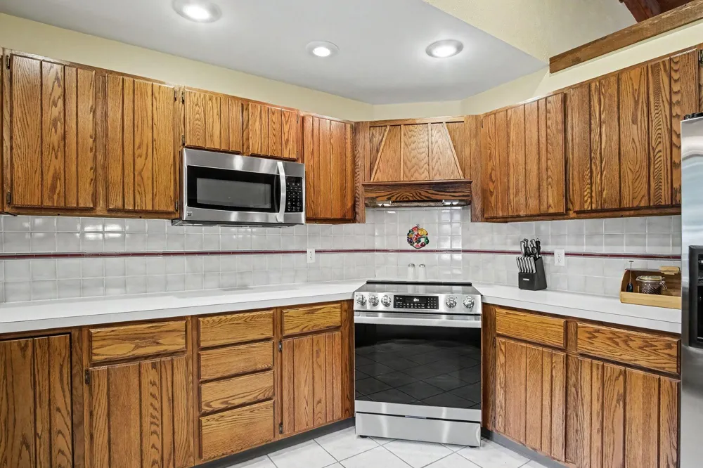 986 Luce Street SW Tallmadge Charter Township, MI 49534