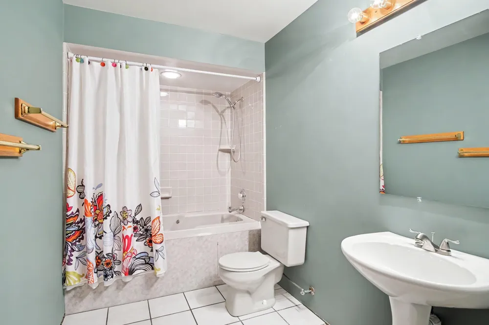 986 Luce Street SW Tallmadge Charter Township, MI 49534