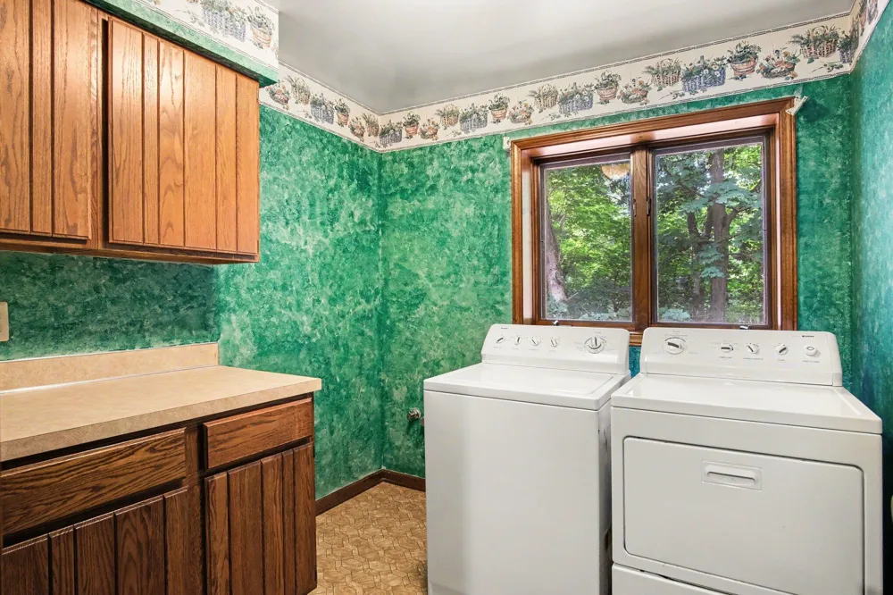 986 Luce Street SW Tallmadge Charter Township, MI 49534