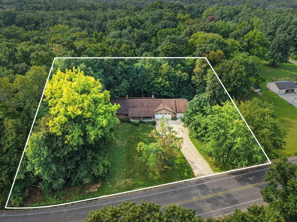 986 Luce Street SW Tallmadge Charter Township, MI 49534