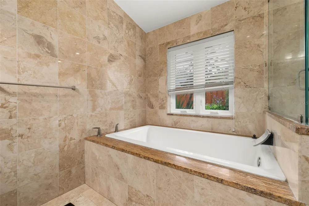 3625 WATERS EDGE DRIVE Belle Isle, FL 32812