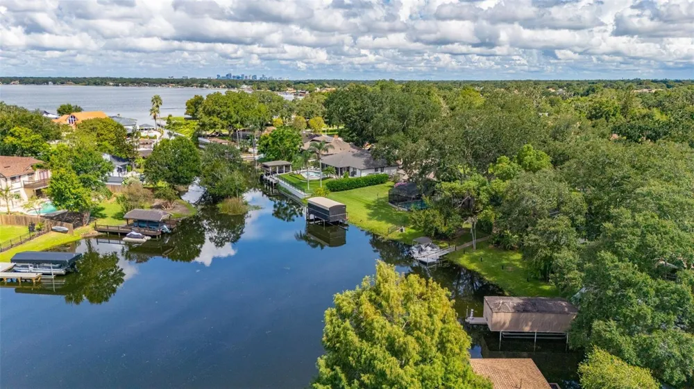 3625 WATERS EDGE DRIVE Belle Isle, FL 32812