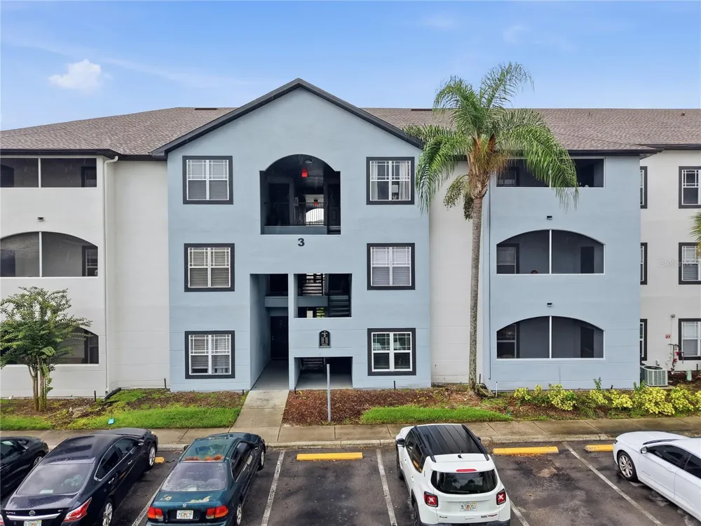 16303 ENCLAVE VILLAGE DRIVE #103 Tampa, FL 33647