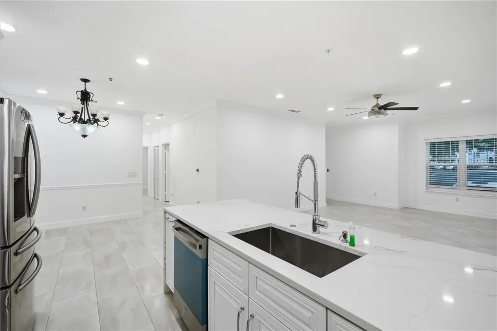 16303 ENCLAVE VILLAGE DRIVE #103 Tampa, FL 33647