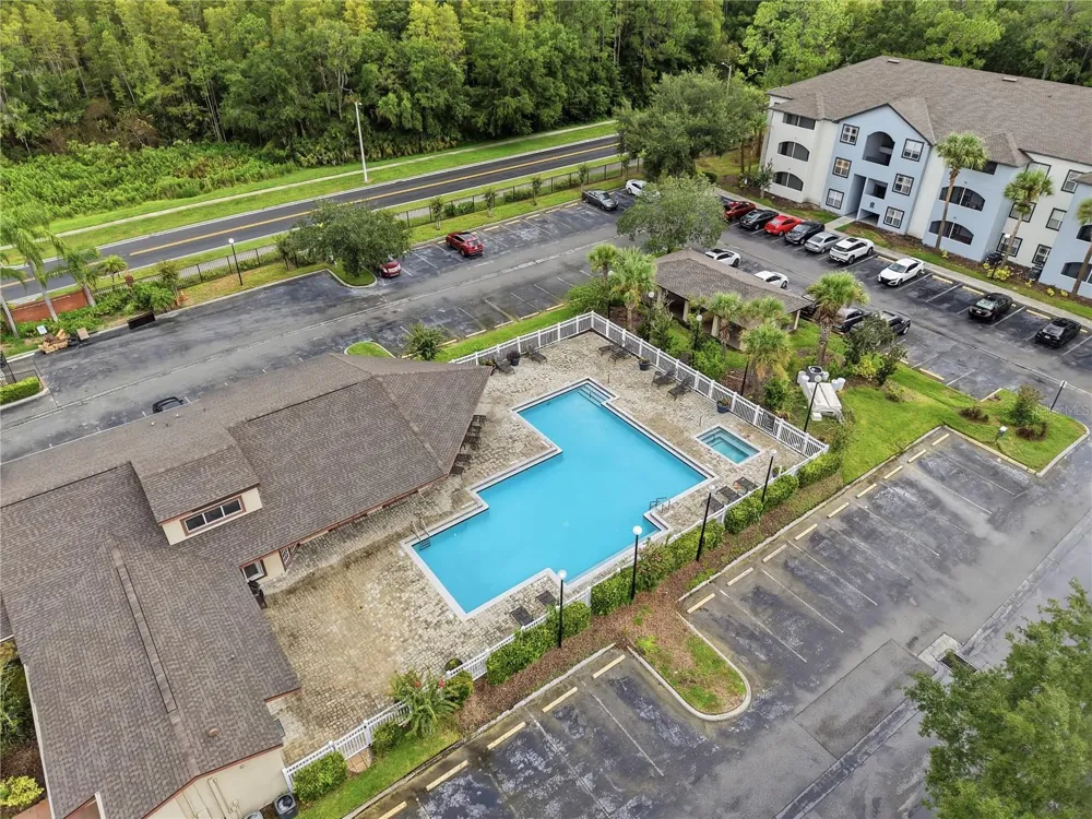 16303 ENCLAVE VILLAGE DRIVE #103 Tampa, FL 33647