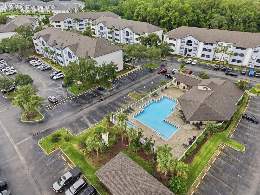 16303 ENCLAVE VILLAGE DRIVE #103 Tampa, FL 33647