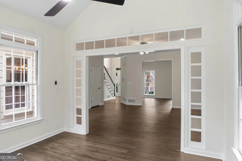 180 Shyrewood DR Lawrenceville, GA 30043