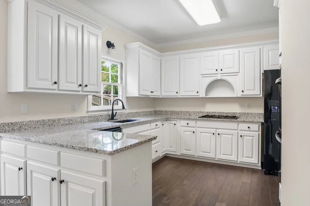 180 Shyrewood DR Lawrenceville, GA 30043