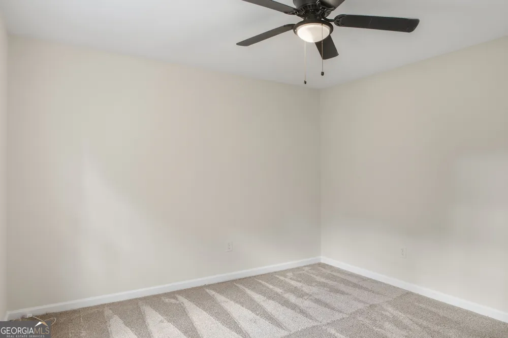 180 Shyrewood DR Lawrenceville, GA 30043