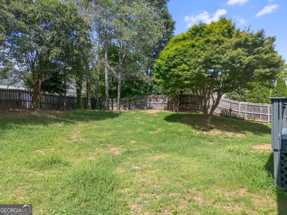 180 Shyrewood DR Lawrenceville, GA 30043