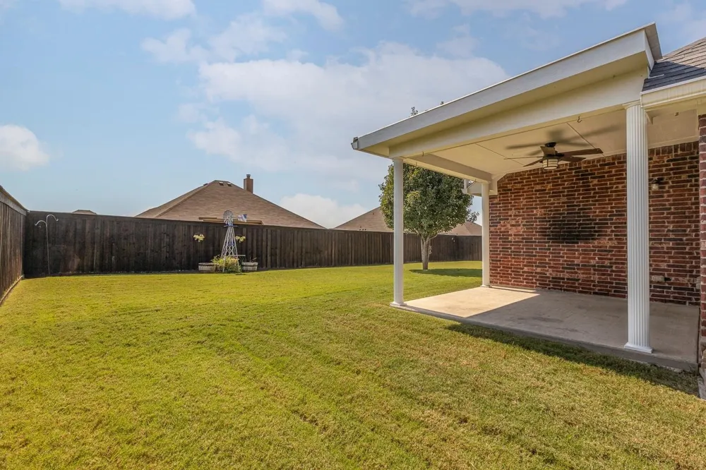 107 Harvest Way Crandall, TX 75114
