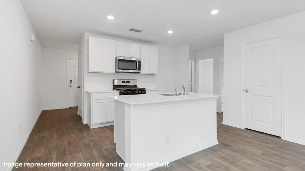 6233 Weezy Willow Lane Houston, TX 77048