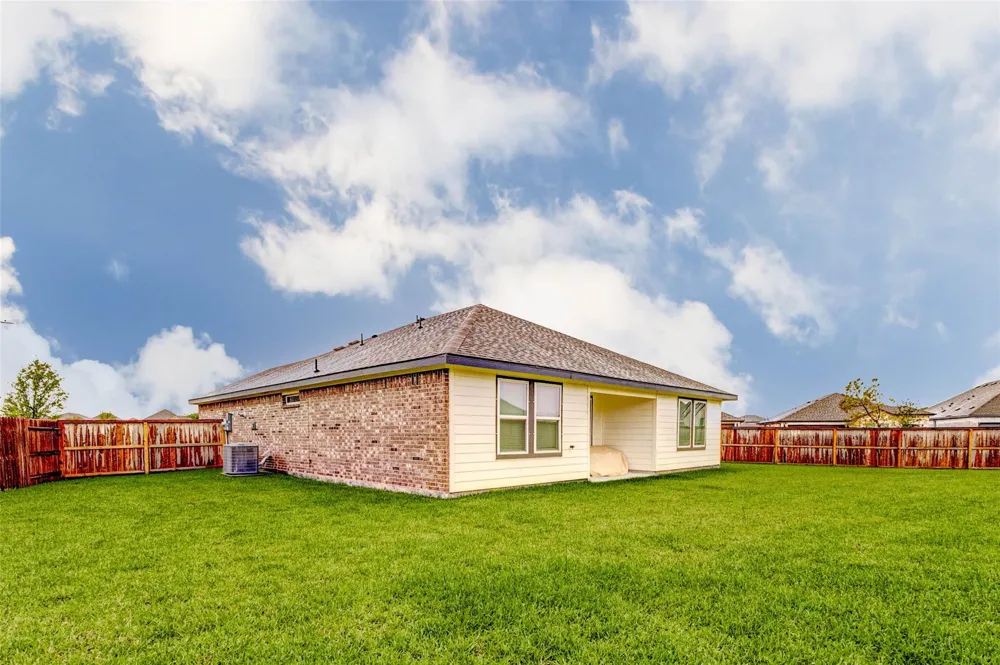 7715 Montana Ruby Drive Rosharon, TX 77583