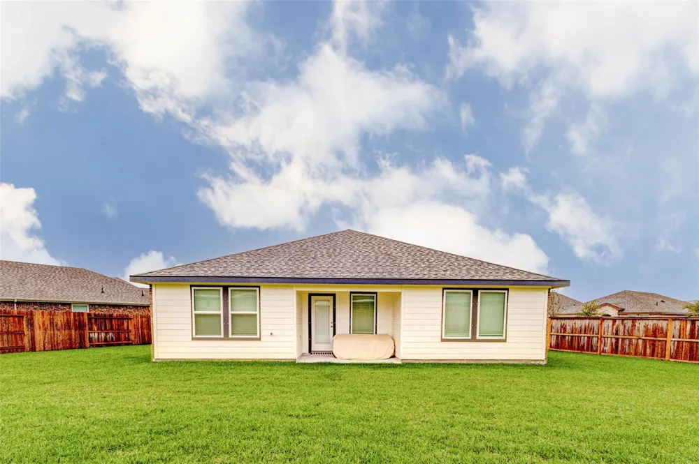 7715 Montana Ruby Drive Rosharon, TX 77583