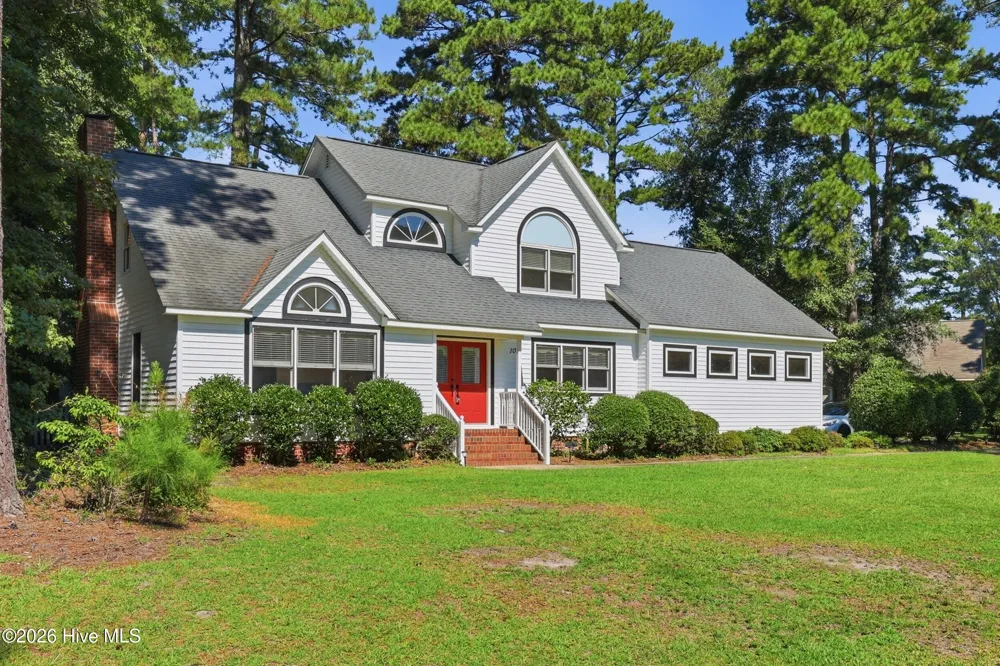 102 Bishop Drive Winterville, NC 28590