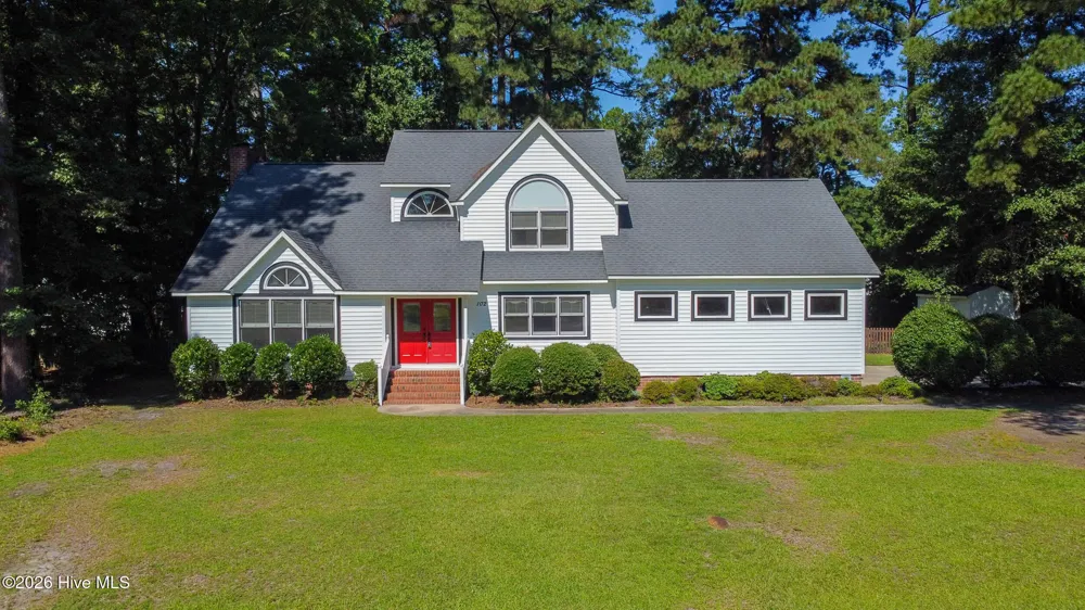 102 Bishop Drive Winterville, NC 28590