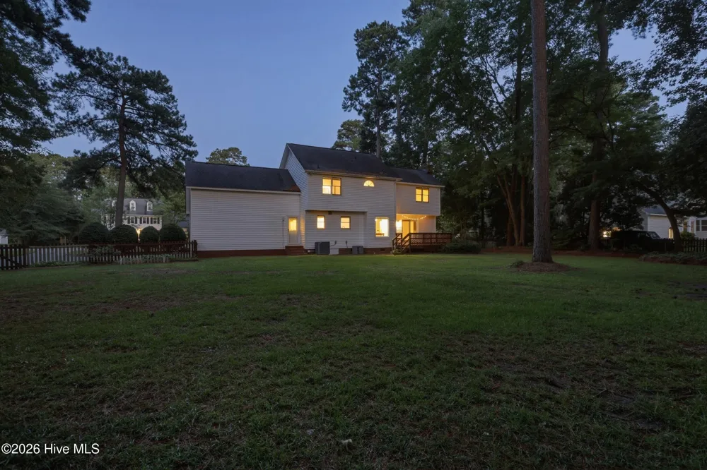 102 Bishop Drive Winterville, NC 28590