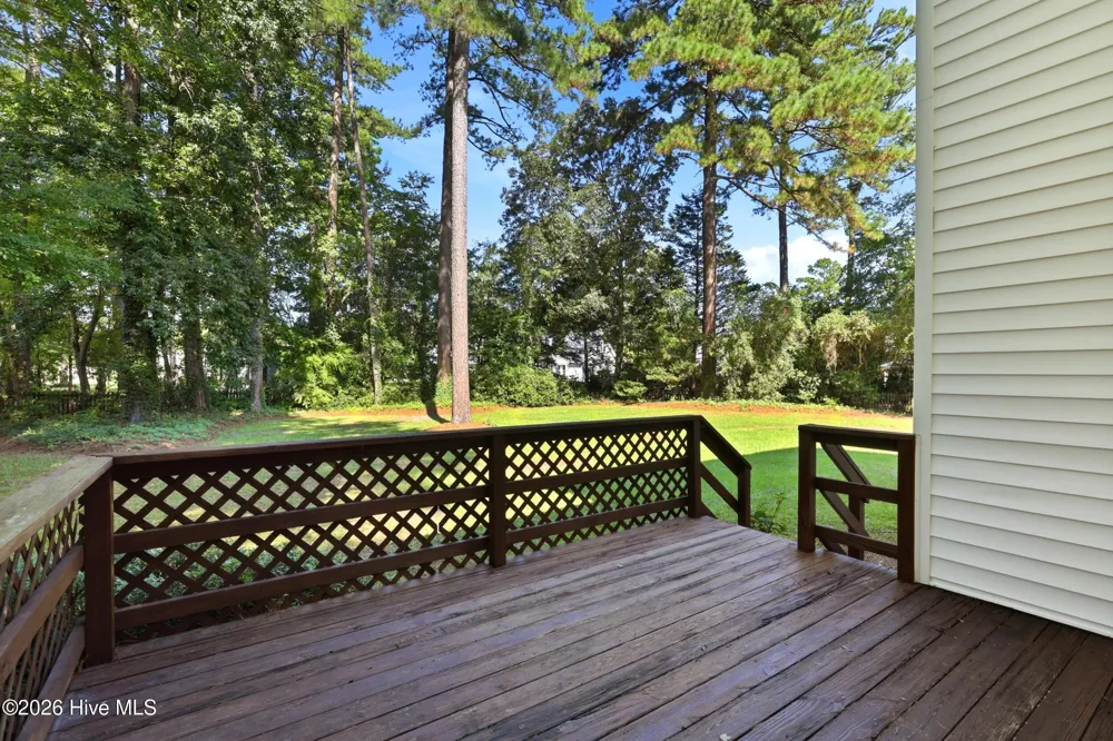 102 Bishop Drive Winterville, NC 28590