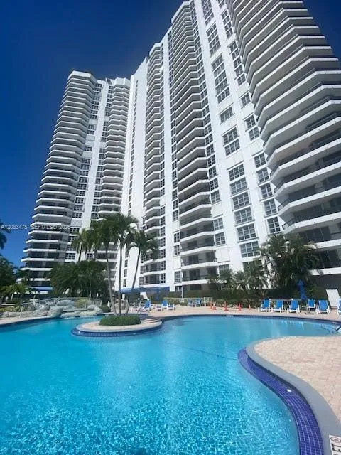 3530 Mystic Pointe Dr #3003 Aventura, FL 33180