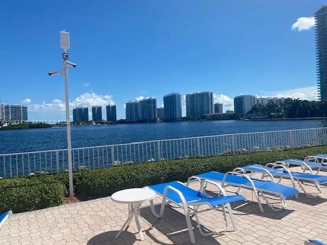 3530 Mystic Pointe Dr #3003 Aventura, FL 33180