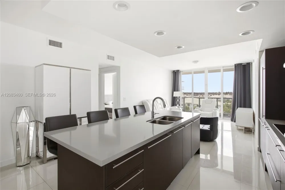 7751 NW 107th Ave #716 Doral, FL 33178
