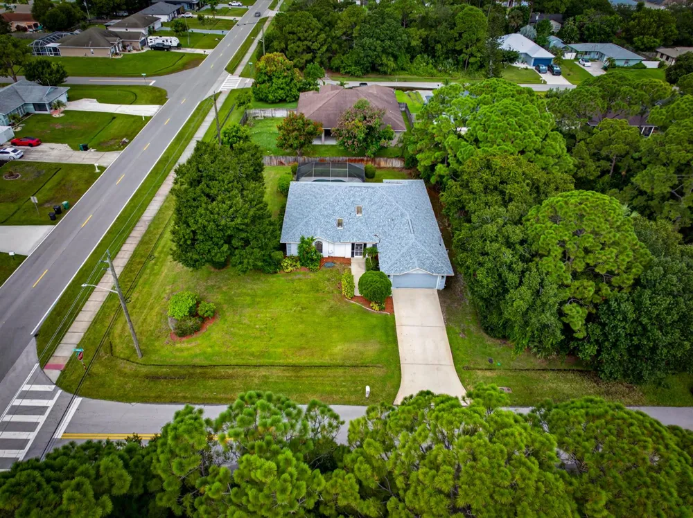1792 SW COCHRAN STREET Port St. Lucie, FL 34953