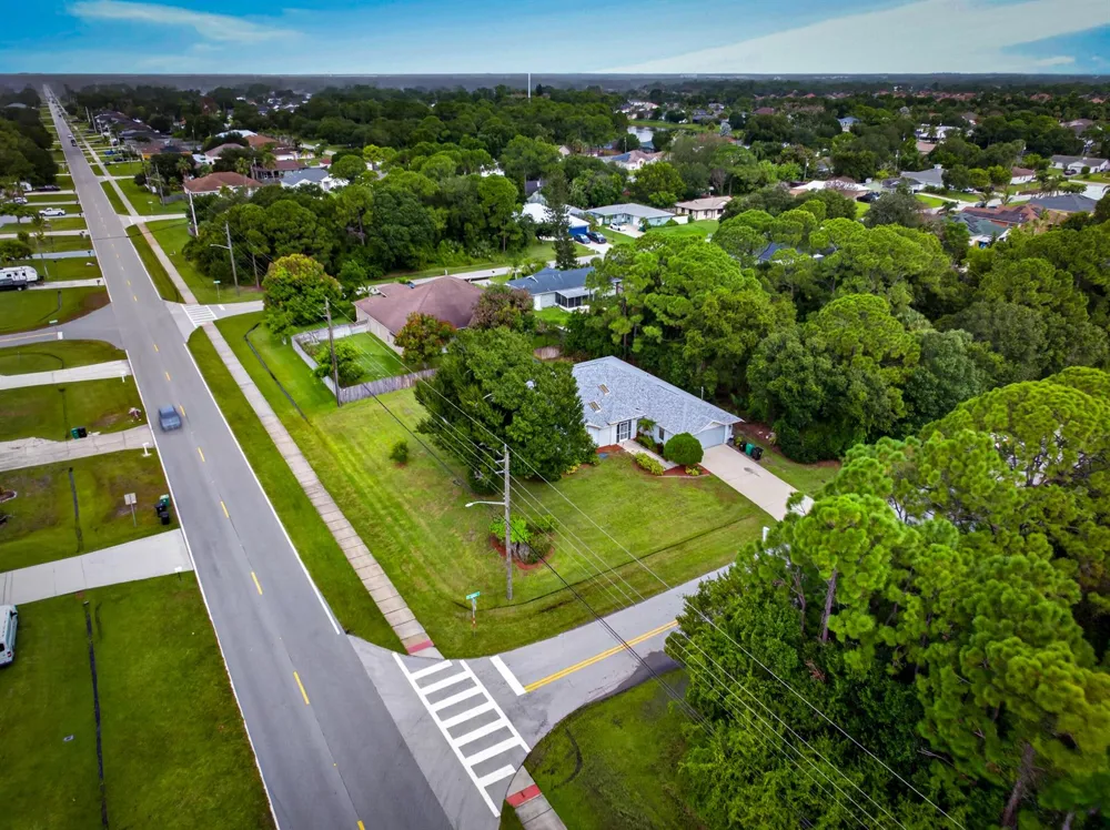 1792 SW COCHRAN STREET Port St. Lucie, FL 34953