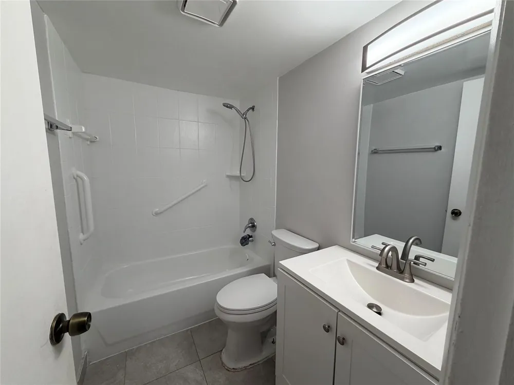 4138 NW 88th Avenue #107 Coral Springs, FL 33065