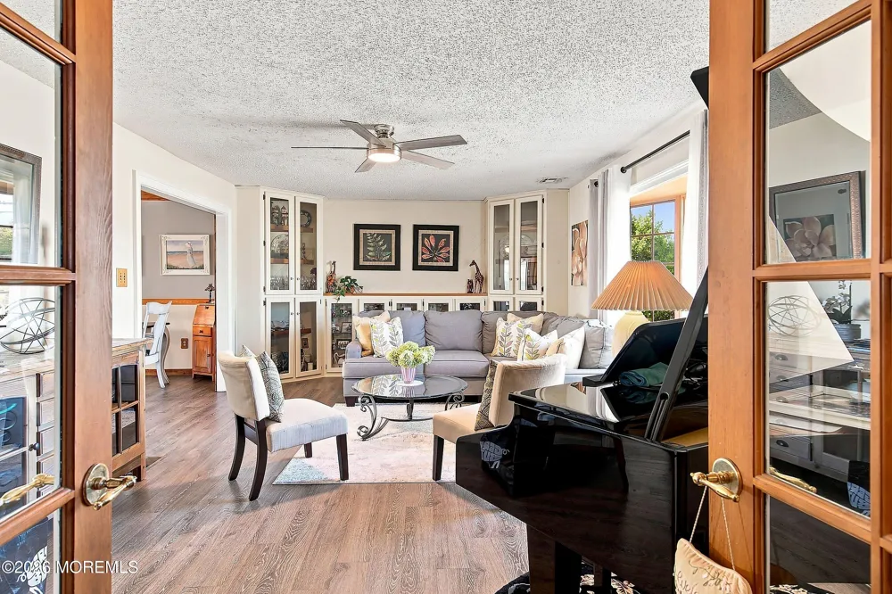 917 Shenandoah Drive Forked River, NJ 08731