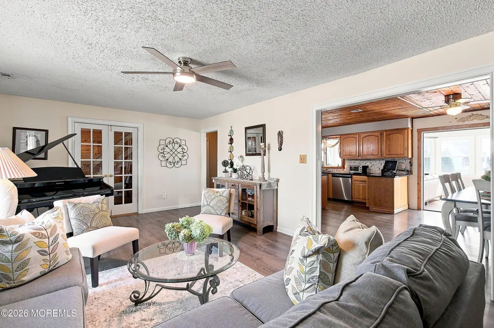 917 Shenandoah Drive Forked River, NJ 08731
