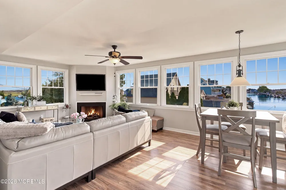 917 Shenandoah Drive Forked River, NJ 08731