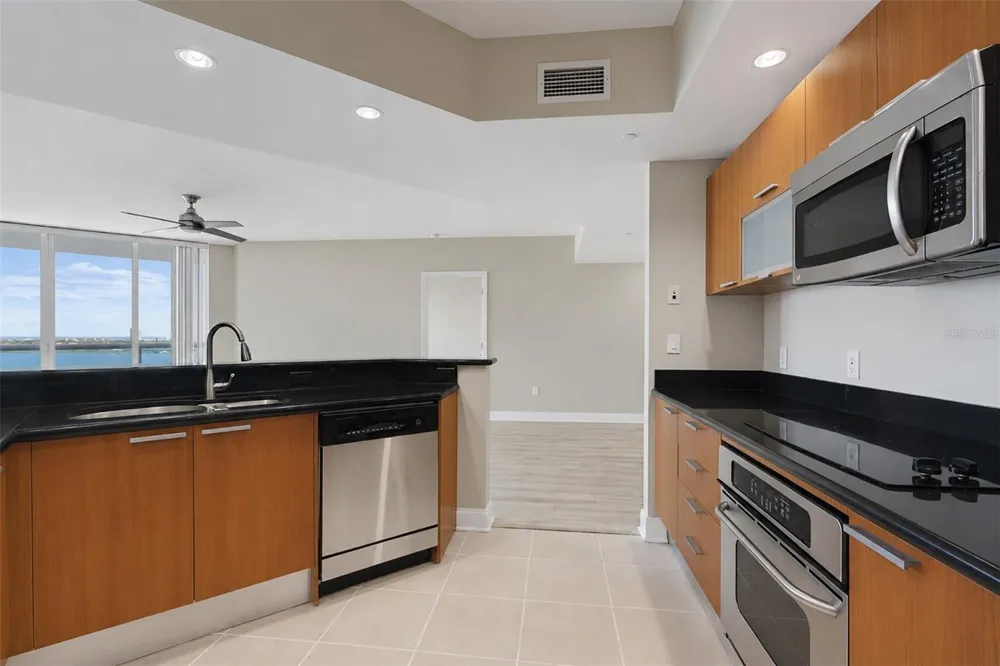 241 RIVERSIDE DRIVE #1006-2 Holly Hill, FL 32117