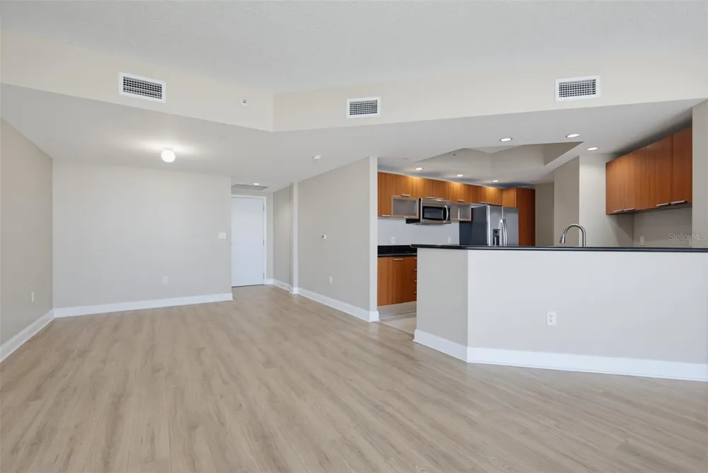 241 RIVERSIDE DRIVE #1006-2 Holly Hill, FL 32117