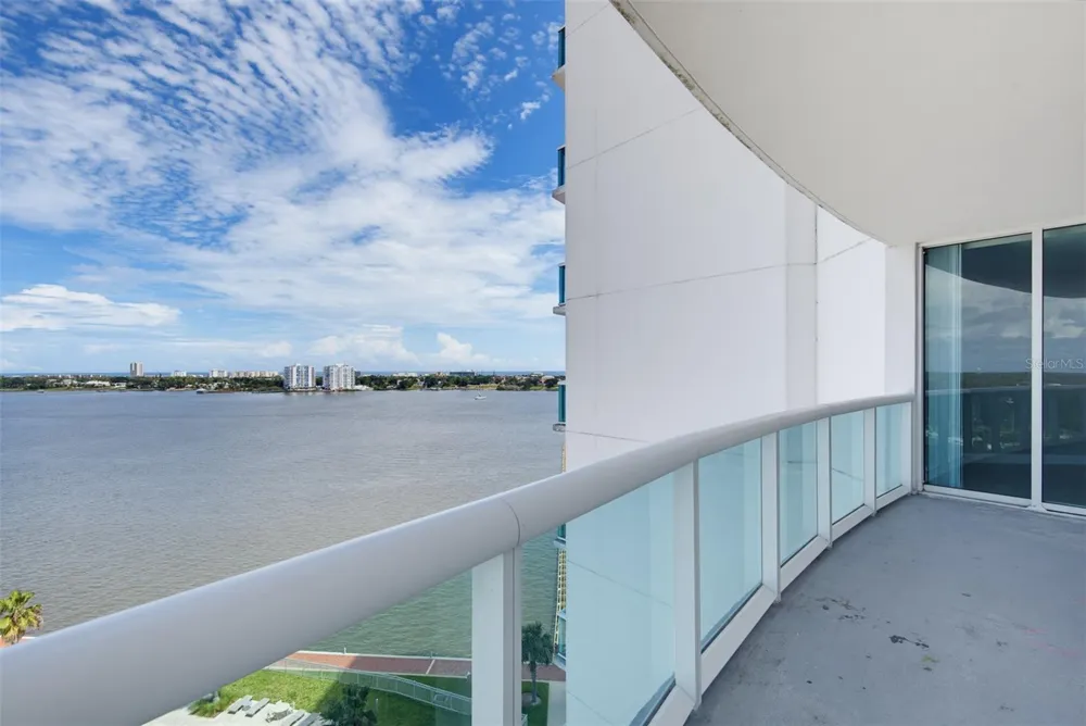 241 RIVERSIDE DRIVE #1006-2 Holly Hill, FL 32117