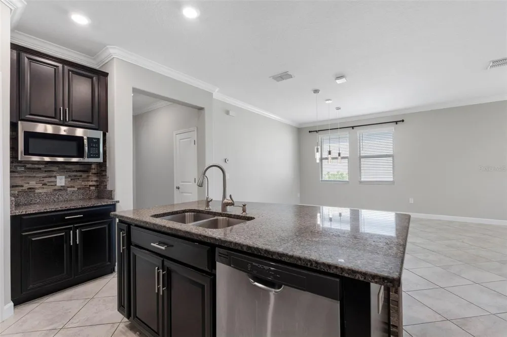 9730 IVORY DRIVE Ruskin, FL 33573