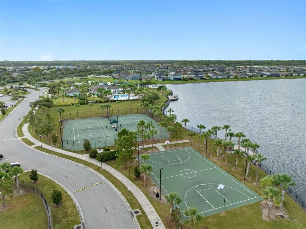 9730 IVORY DRIVE Ruskin, FL 33573