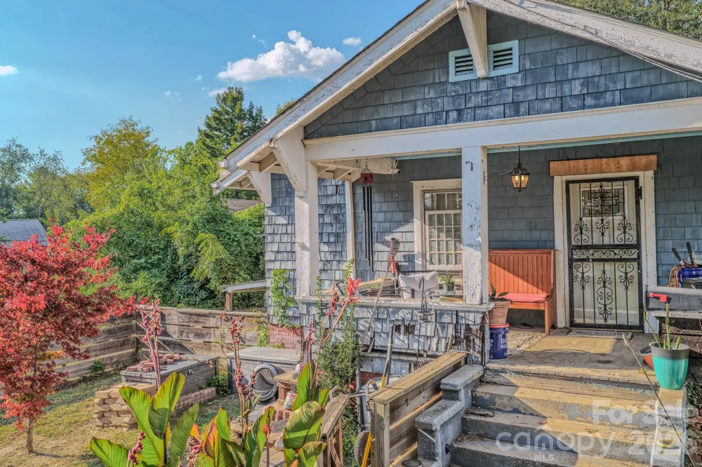 24 Timothy Street Asheville, NC 28801