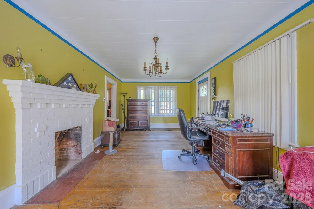 24 Timothy Street Asheville, NC 28801