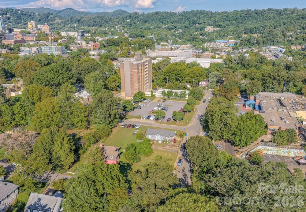 24 Timothy Street Asheville, NC 28801