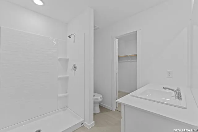 706 THEA MDWS Marion, TX 78124