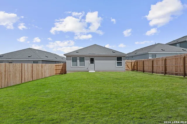 706 THEA MDWS Marion, TX 78124