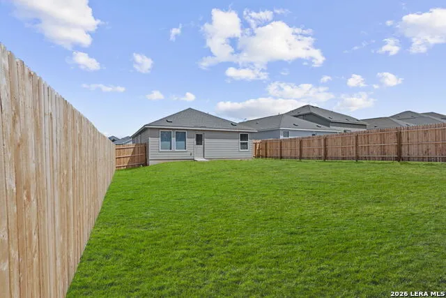 706 THEA MDWS Marion, TX 78124