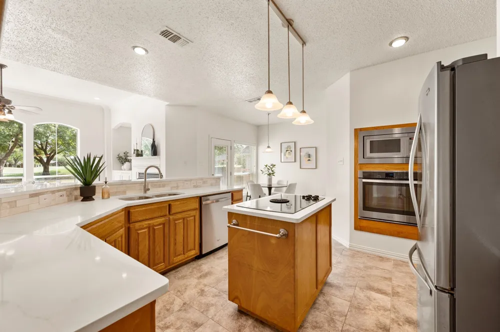 3628 Stone Creek Lane S Fort Worth, TX 76137