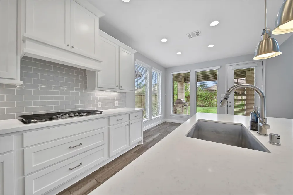 4525 Woodland Bend Court Spring, TX 77386