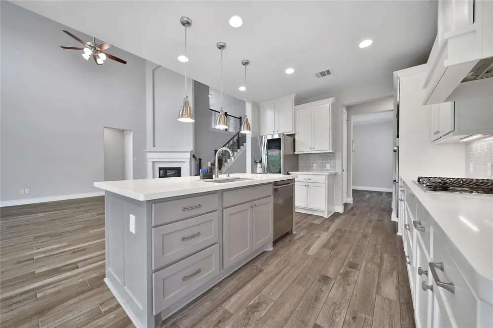 4525 Woodland Bend Court Spring, TX 77386