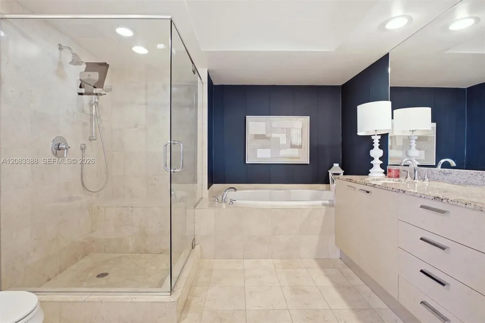 1850 S Ocean Dr #2305 Hallandale Beach, FL 33009
