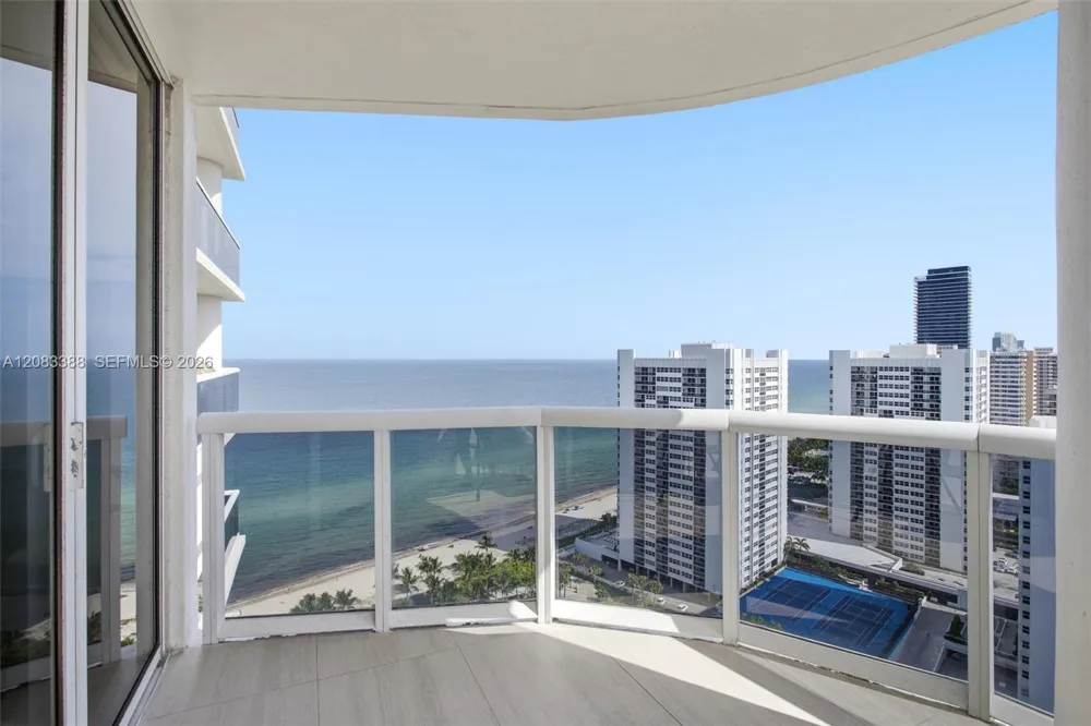 1850 S Ocean Dr #2305 Hallandale Beach, FL 33009