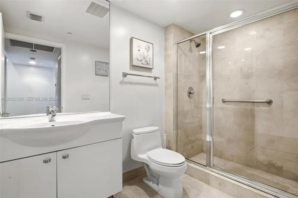 1850 S Ocean Dr #2305 Hallandale Beach, FL 33009