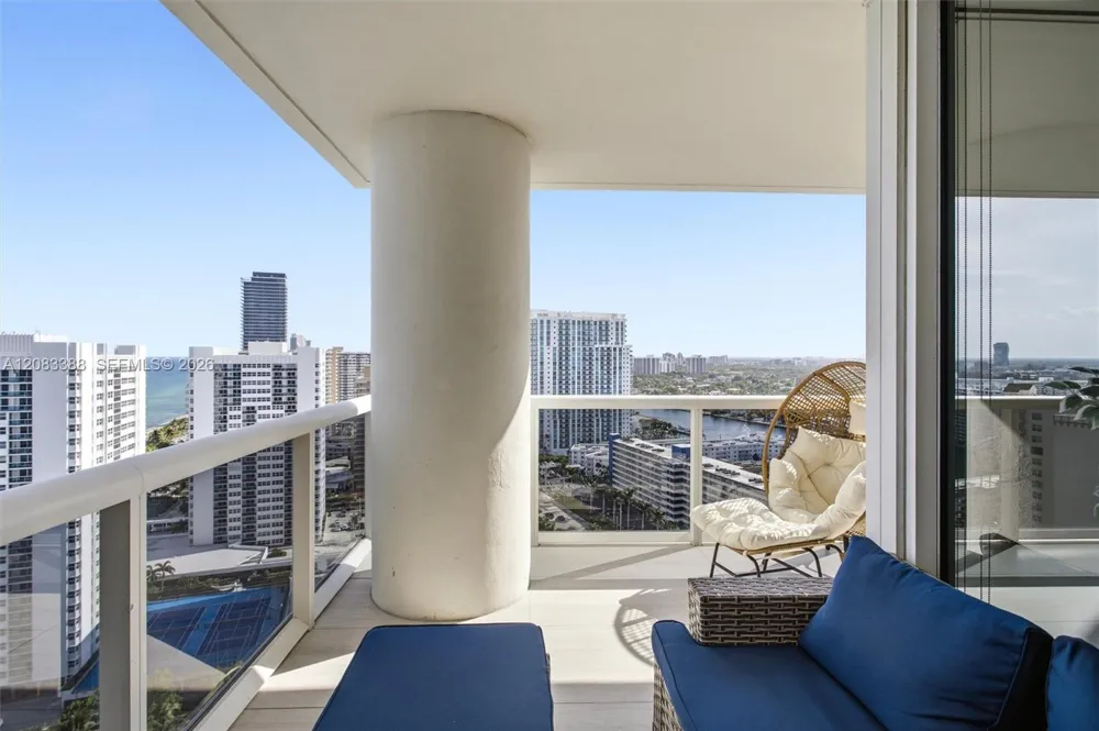 1850 S Ocean Dr #2305 Hallandale Beach, FL 33009