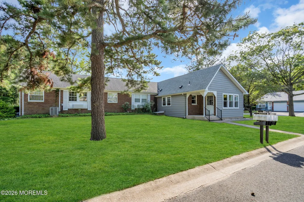 1 Hale Lane Whiting, NJ 08759